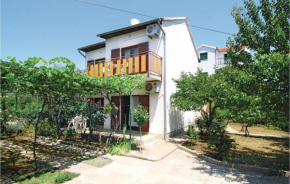 Five-Bedroom Holiday Home in Srima